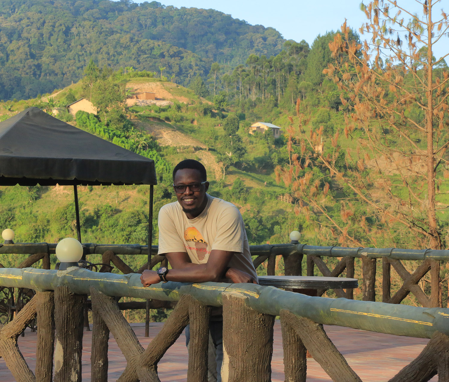 Share a drink in nature's lap!